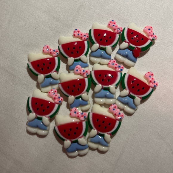 Water-Melo Kitty 🍉 - Picture 2 of 3